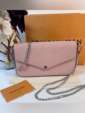 Louis Vuitton Rose Felicie Pochette